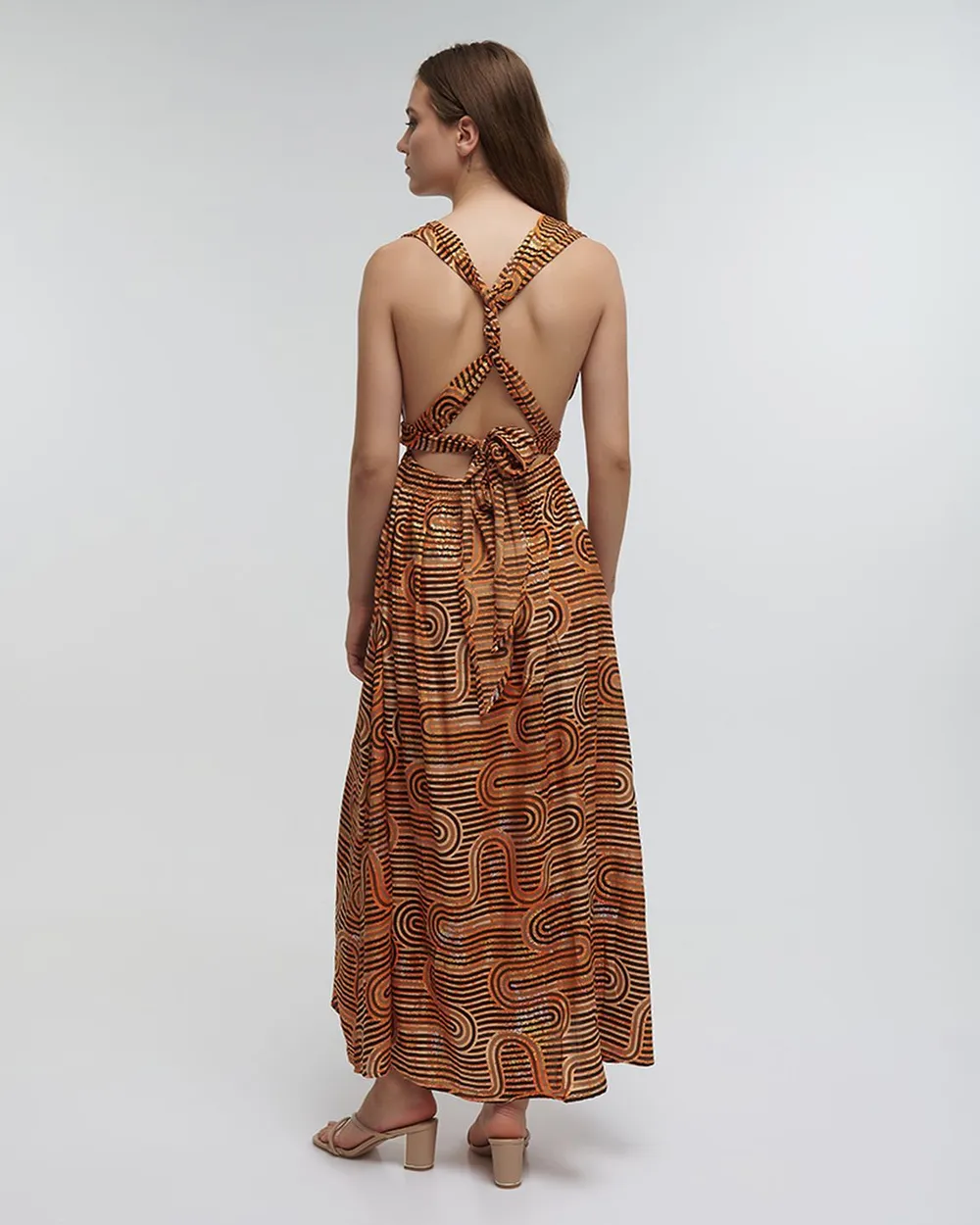 ΦΟΡΕΜΑ ΜΑΚΡΥ ΠΟΛΥΜΟΡΦΙΚΟ ΠΟΡΤΟΚΑΛΙ ΜΕ ΓΕΩΜΕΤΡΙΚΑ ΣΧΕΔΙΑ ΚΑΙ ΧΡΥΣΕΣ ΛΕΠΤΟΜΕΡΕΙΕΣ ONE SIZE (100%RAYON)