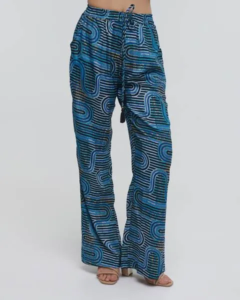 ΠΑΝΤΕΛΟΝΑ ΜΕ ΤΣΕΠΕΣ ΜΠΛΕ ΜΕ ΓΕΩΜΑΤΡΙΚΑ ΣΧΕΔΙΑ ΚΑΙ ΧΡΥΣΕΣ ΛΕΠΤΟΜΕΡΕΙΕΣ M/L (100%RAYON)