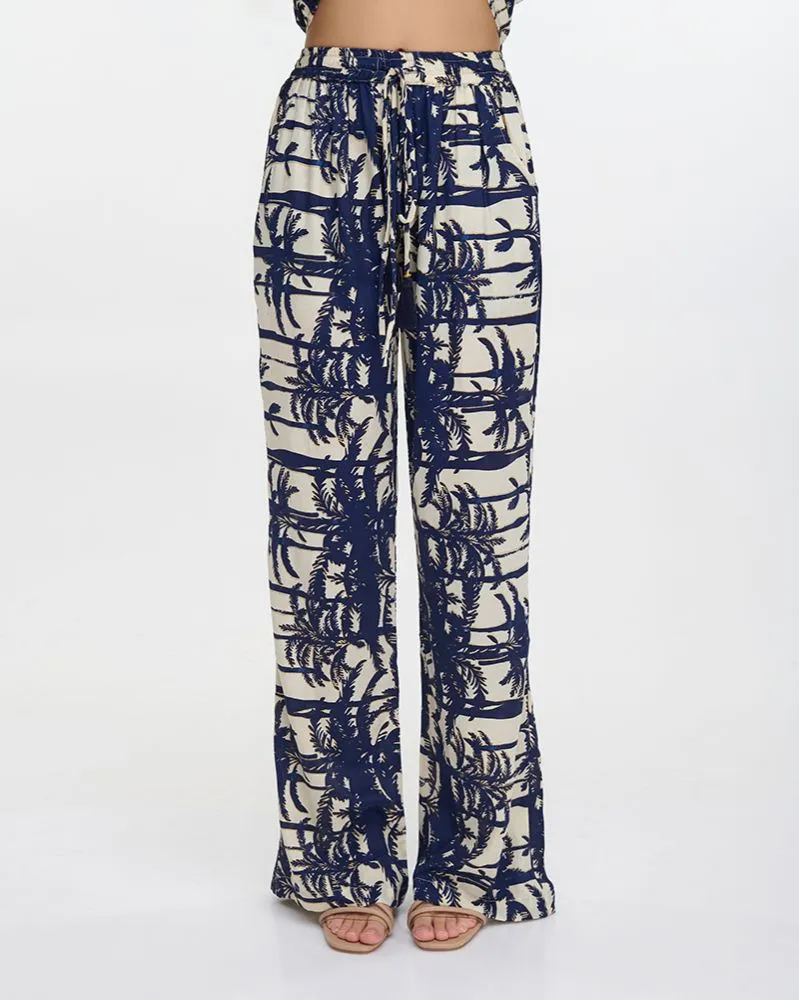 ΠΑΝΤΕΛΟΝΑ ΜΕ ΤΣΕΠΕΣ ”ΦΟΙΝΙΚΕΣ” ΜΠΛΕ ΜΕ ΧΡΥΣΕΣ ΛΕΠΤΟΜΕΡΕΙΕΣ M/L (100% CREPE) ΠΑΝΤΕΛΟΝΑ ΜΕ ΤΣΕΠΕΣ ”ΦΟΙΝΙΚΕΣ” ΜΠΛΕ ΜΕ ΧΡΥΣΕΣ ΛΕΠΤΟΜΕΡΕΙΕΣ M/L (100% CREPE)