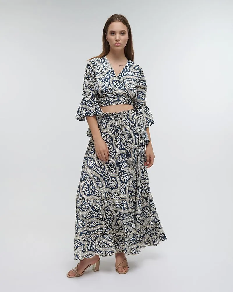 ΤΟΠ ΚΟΝΤΟ ΔΕΤΟ ΕΜΠΡΙΜΕ ΜΕ ΦΥΛΛΑ ΜΠΛΕ/ΛΕΥΚΟ ΜΕ ΧΡΥΣΕΣ ΛΕΠΤΟΜΕΡΕΙΕΣ ONE SIZE (100% CREPE) ΤΟΠ ΚΟΝΤΟ ΔΕΤΟ ΕΜΠΡΙΜΕ ΜΕ ΦΥΛΛΑ ΜΠΛΕ/ΛΕΥΚΟ ΜΕ ΧΡΥΣΕΣ ΛΕΠΤΟΜΕΡΕΙΕΣ ONE SIZE (100% CREPE)