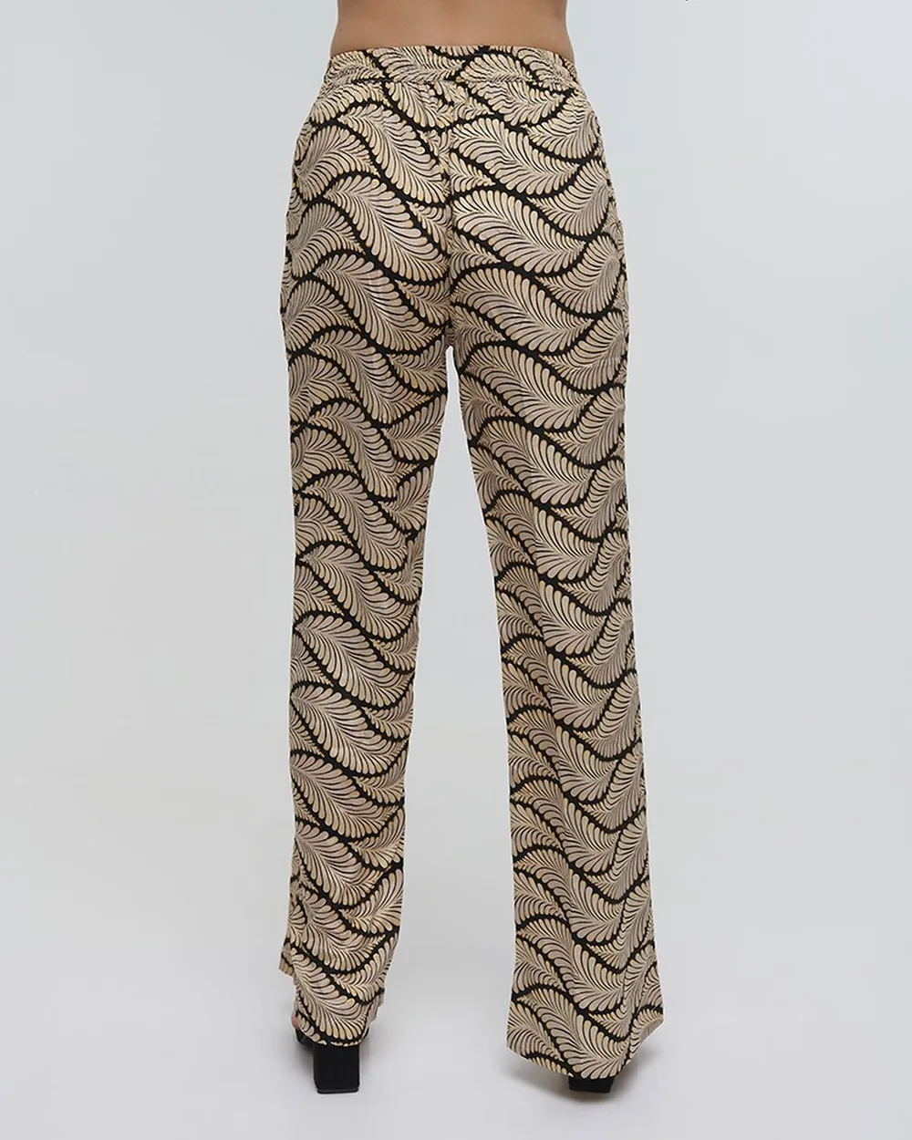 ΠΑΝΤΕΛΟΝΑ ΜΕ ΤΣΕΠΕΣ ”ΦΥΛΛΟ” ΜΑΥΡΟ ΜΕ ΧΡΥΣΕΣ ΛΕΠΤΟΜΕΡΕΙΕΣ S/M (100% RAYON) ΠΑΝΤΕΛΟΝΑ ΜΕ ΤΣΕΠΕΣ ”ΦΥΛΛΟ” ΜΑΥΡΟ ΜΕ ΧΡΥΣΕΣ ΛΕΠΤΟΜΕΡΕΙΕΣ S/M (100% RAYON)