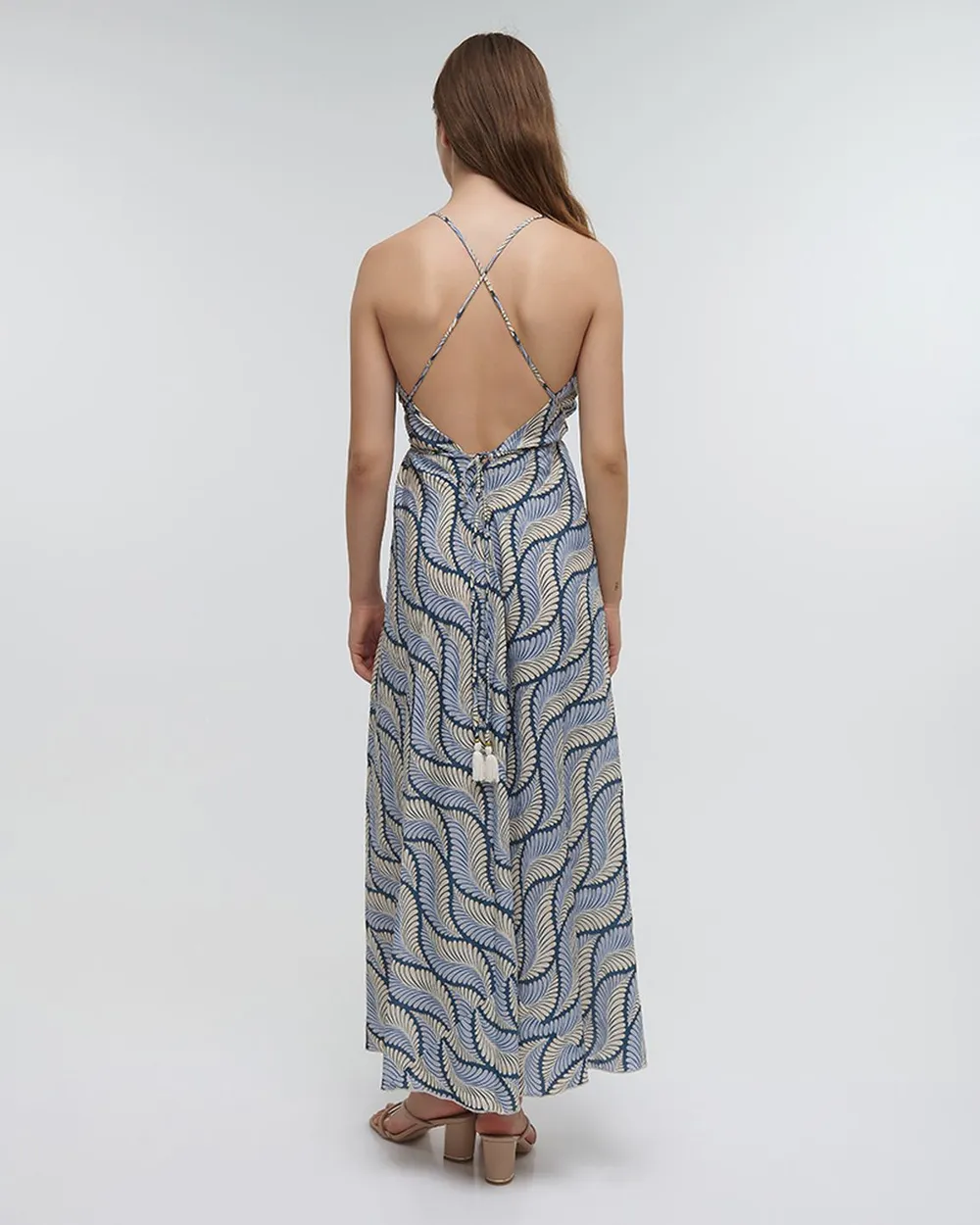 ΦΟΡΕΜΑ ΜΑΚΡΥ ΕΞΩΠΛΑΤΟ ”ΦΥΛΛΟ” ΜΠΛΕ ΜΕ ΧΡΥΣΕΣ ΛΕΠΤΟΜΕΡΕΙΕΣ ONE SIZE (100% RAYON)