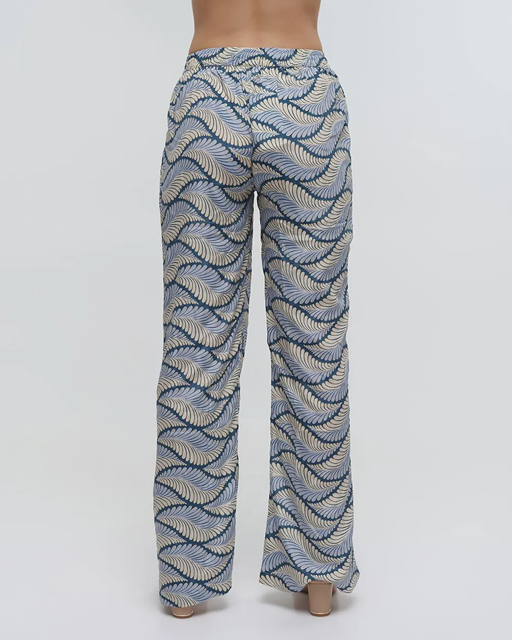 ΠΑΝΤΕΛΟΝΑ ΜΕ ΤΣΕΠΕΣ ”ΦΥΛΛΟ” ΜΠΛΕ ΜΕ ΧΡΥΣΕΣ ΛΕΠΤΟΜΕΡΕΙΕΣ S/M (100% RAYON) ΠΑΝΤΕΛΟΝΑ ΜΕ ΤΣΕΠΕΣ ”ΦΥΛΛΟ” ΜΠΛΕ ΜΕ ΧΡΥΣΕΣ ΛΕΠΤΟΜΕΡΕΙΕΣ S/M (100% RAYON)