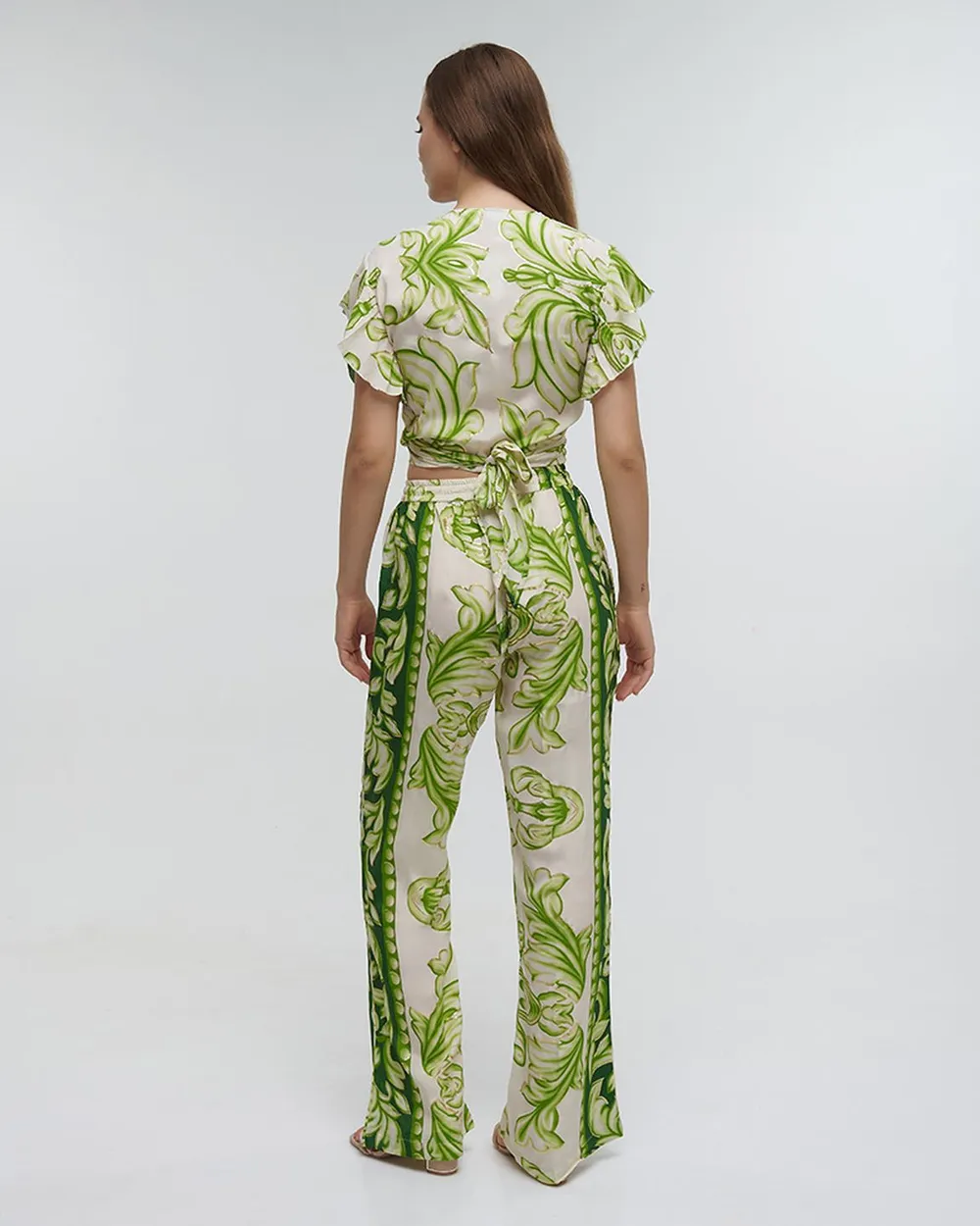 ΤΟΠ ΚΟΝΤΟ ΔΕΤΟ ΠΡΑΣΙΝΟ ΜΕ ΧΡΥΣΕΣ ΛΕΠΤΟΜΕΡΕΙΕΣ ONE SIZE (100%RAYON) ΤΟΠ ΚΟΝΤΟ ΔΕΤΟ ΠΡΑΣΙΝΟ ΜΕ ΧΡΥΣΕΣ ΛΕΠΤΟΜΕΡΕΙΕΣ ONE SIZE (100%RAYON)