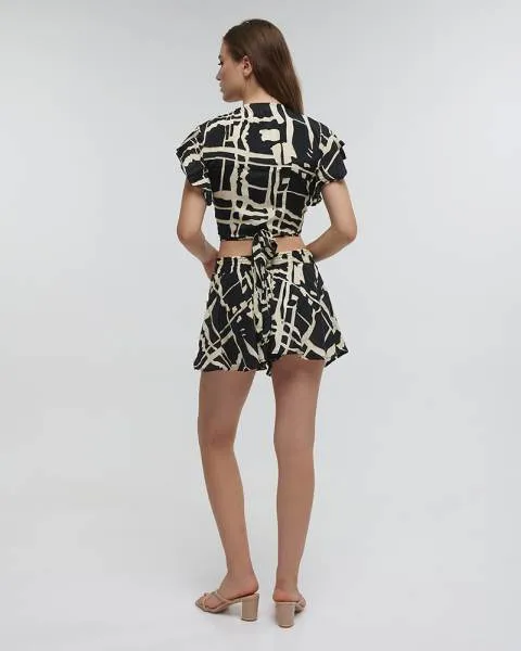 ΣΟΡΤΣΑΚΙ ΜΕ ΚΟΡΔΟΝΙΑ ”BLOCKS” ΜΑΥΡΟ ΜΕ ΧΡΥΣΕΣ ΛΕΠΤΟΜΕΡΕΙΕΣ M/L (100% CREPE) ΣΟΡΤΣΑΚΙ ΜΕ ΚΟΡΔΟΝΙΑ ”BLOCKS” ΜΑΥΡΟ ΜΕ ΧΡΥΣΕΣ ΛΕΠΤΟΜΕΡΕΙΕΣ M/L (100% CREPE)