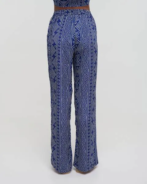 ΠΑΝΤΕΛΟΝΑ ΜΕ ΤΣΕΠΕΣ ΜΠΛΕ ΜΕ ΣΧΕΔΙΑ M/L (100% CREPE) ΠΑΝΤΕΛΟΝΑ ΜΕ ΤΣΕΠΕΣ ΜΠΛΕ ΜΕ ΣΧΕΔΙΑ M/L (100% CREPE)