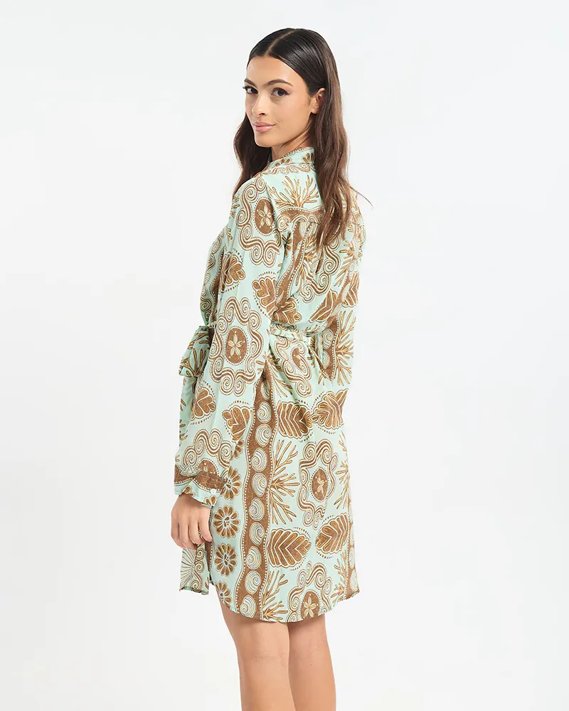 ΠΟΥΚΑΜΙΣΑ ΜΕ ΜΑΚΡΥ ΜΑΝΙΚΙ ΜΕ ΖΩΝΑΚΙ ΤΥΡΚΟΥΑΖ/ΚΑΦΕ ΜΕ ΚΟΧΥΛΙΑ ΚΑΙ ΧΡΥΣΕΣΛΕΠΤΟΜΕΡΕΙΕΣ M/L (60% SILK 40% POLYESTER)