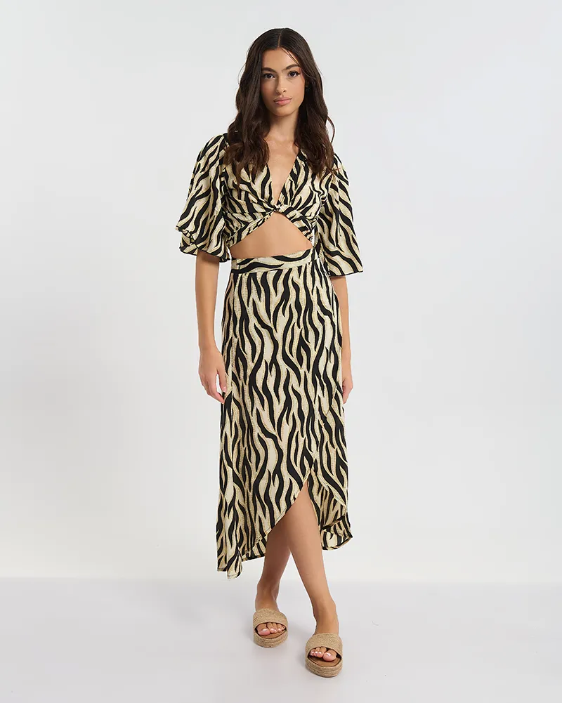 ΤΟΠ ΚΟΝΤΟ ΔΕΤΟ ΜΕ 3/4 ΜΑΝΙΚΙ ΕΚΡΟΥ/ΜΑΥΡΟ ΜΕ ΖΕΒΡΕ ΛΕΠΤΟΜΕΡΕΙΕΣ ONE SIZE (60% SILK 40% POLYESTER) ΤΟΠ ΚΟΝΤΟ ΔΕΤΟ ΜΕ 3/4 ΜΑΝΙΚΙ ΕΚΡΟΥ/ΜΑΥΡΟ ΜΕ ΖΕΒΡΕ ΛΕΠΤΟΜΕΡΕΙΕΣ ONE SIZE (60% SILK 40% POLYESTER)