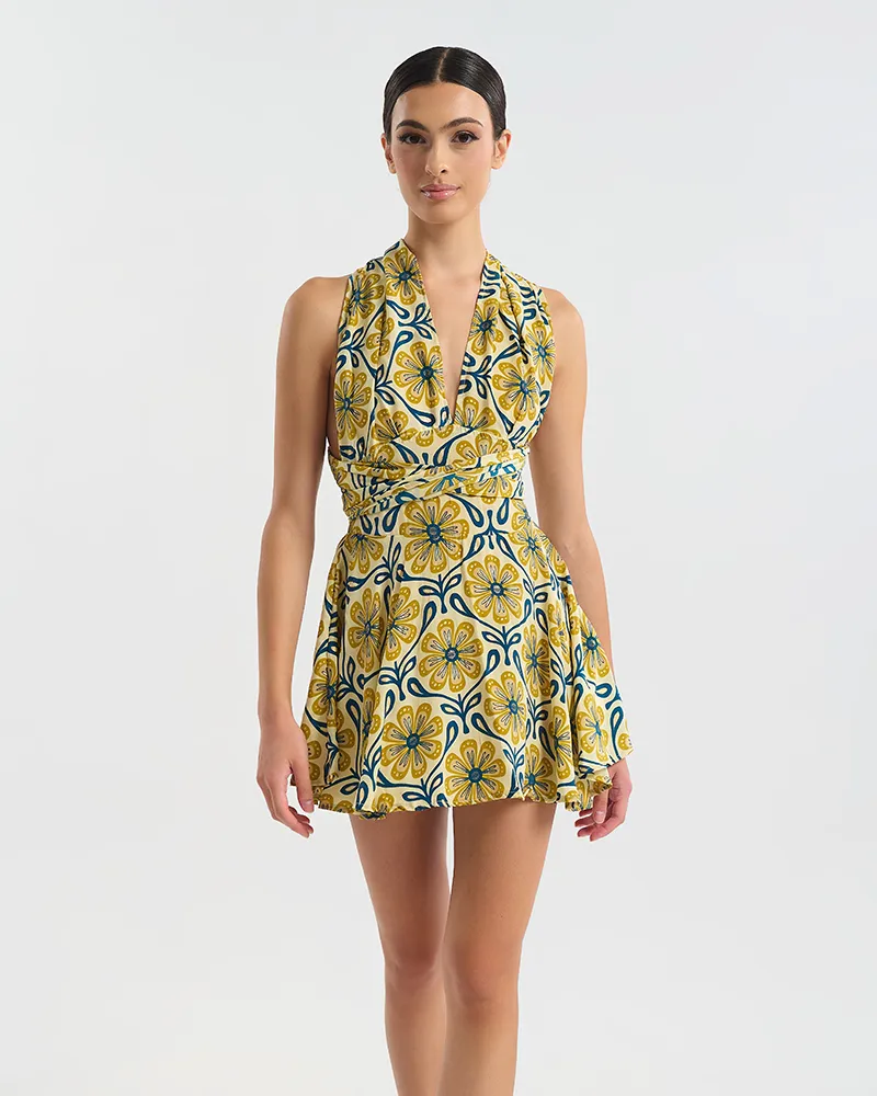 ΠΟΛΥΜΟΡΦΙΚΟ ΦΟΡΕΜΑ ΚΟΝΤΟ ΕΚΡΟΥ ΜΕ ΧΡΥΣΑ ΛΟΥΛΟΥΔΙΑ ΚΑΙ ΜΠΛΕ ΛΕΠΤΟΜΕΡΕΙΕΣ ONE SIZE (60% SILK 40% POLYESTER)