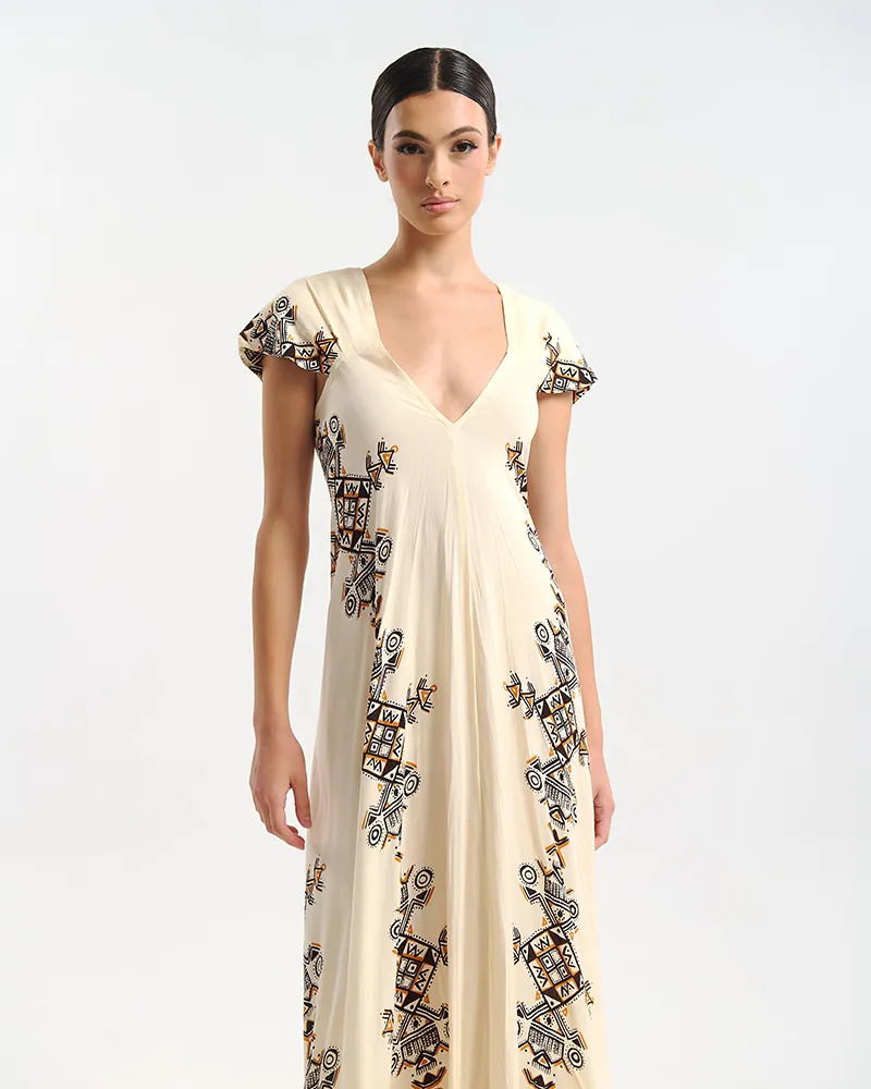 ΦΟΡΕΜΑ ΜΑΚΡΥ ΚΟΝΤΟΜΑΝΙΚΟ ΕΚΡΟΥ ΜΕ ΓΕΩΜΕΤΡΙΚΑ ΣΧΕΔΙΑ ONE SIZE (100% RAYON)