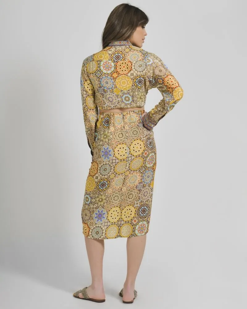 ΦΟΥΣΤΑ ΚΟΝΤΗ ΜΕ ΣΟΥΡΑ ΕΜΠΡΙΜΕ ΣΕ ΚΙΤΡΙΝΟ ΧΡΩΜΑ M/L (28%SILK / 72%CREPE)