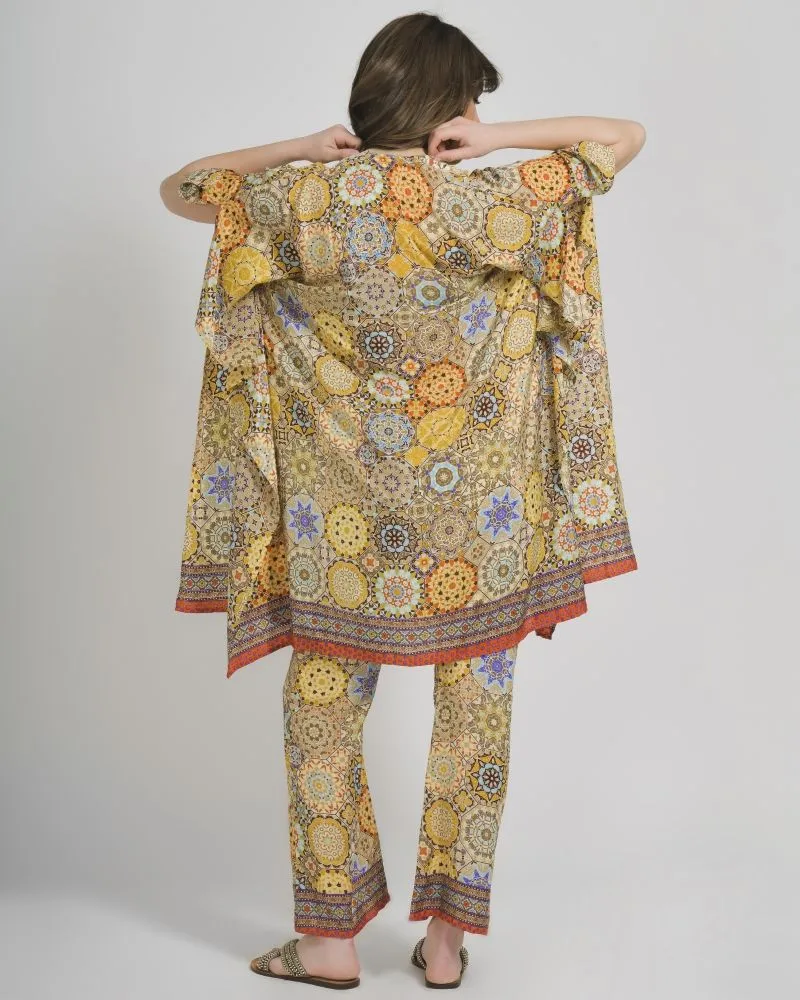 ΚΙΜΟΝΟ ΕΜΠΡΙΜΕ ΣΕ ΚΙΤΡΙΝΟ ΧΡΩΜΑ ONE SIZE (28%SILK / 72%CREPE)