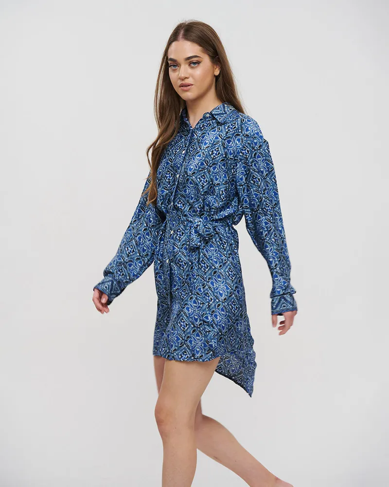 ΠΟΥΚΑΜΙΣΑ ΜΑΚΡΥΑ ΜΕ ΖΩΝΑΡΙ ΜΠΛΕ S/M (28%SILK / 72%CREPE)