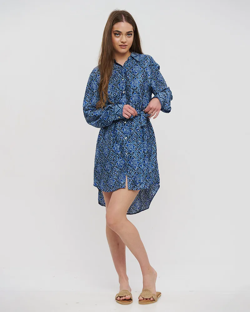 ΠΟΥΚΑΜΙΣΑ ΜΑΚΡΥΑ ΜΕ ΖΩΝΑΡΙ ΜΠΛΕ S/M (28%SILK / 72%CREPE) ΠΟΥΚΑΜΙΣΑ ΜΑΚΡΥΑ ΜΕ ΖΩΝΑΡΙ ΜΠΛΕ S/M (28%SILK / 72%CREPE)