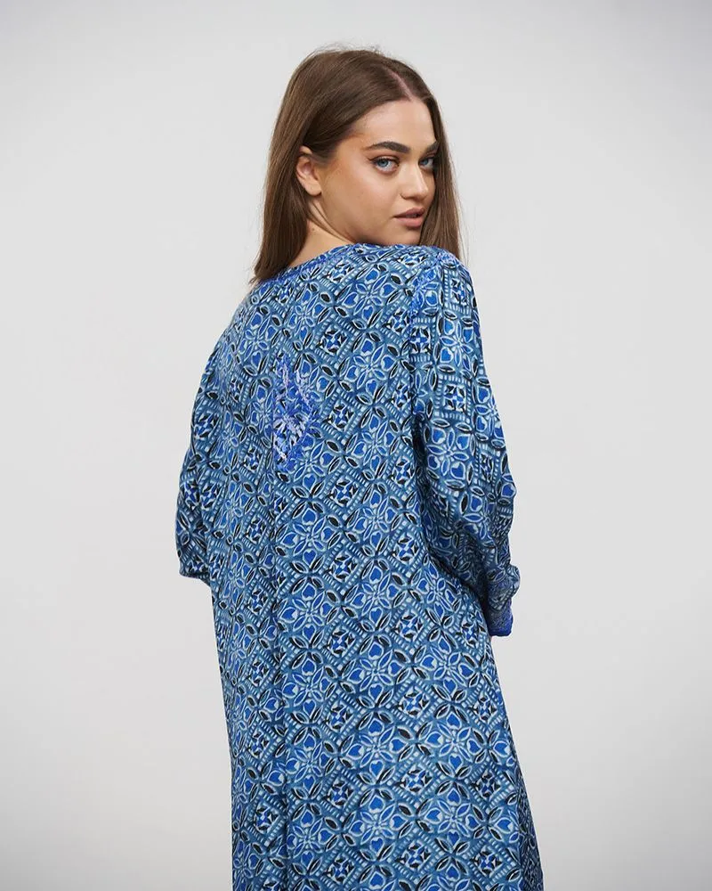 ΦΟΡΕΜΑ ΜΑΚΡΥ ΜΠΛΕ M/L (28%SILK / 72%CREPE)