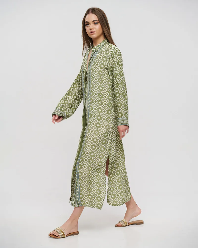 ΠΟΥΚΑΜΙΣΑ ΜΑΚΡΙΑ ΣΕ ΠΡΑΣΙΝΟ ΧΡΩΜΑ ΜΕ ΣΧΕΔΙΑ S/M (28%SILK / 72%CREPE)