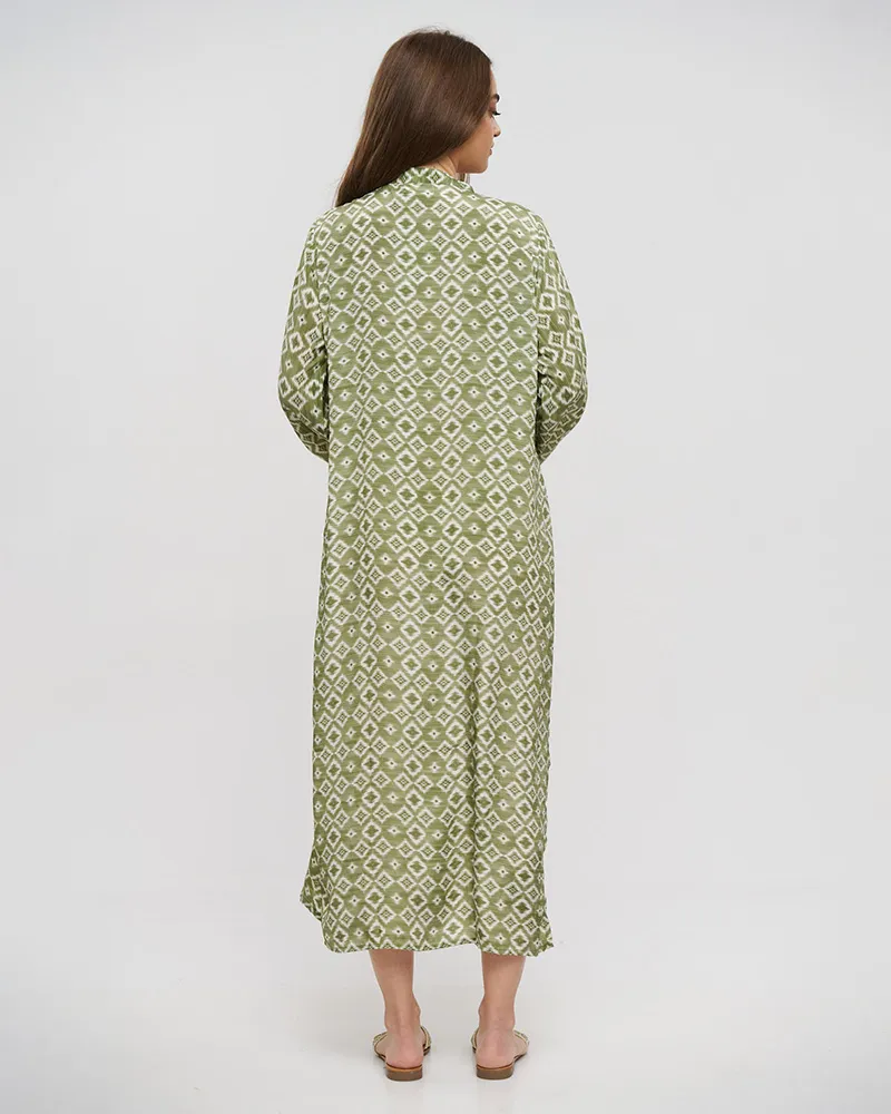 ΠΟΥΚΑΜΙΣΑ ΜΑΚΡΙΑ ΣΕ ΠΡΑΣΙΝΟ ΧΡΩΜΑ ΜΕ ΣΧΕΔΙΑ L/XL (28%SILK / 72%CREPE)