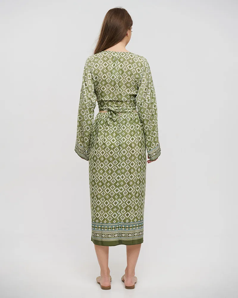 ΤΟΠ ΚΟΝΤΟ ΔΕΤΟ ΣΕ ΠΡΑΣΙΝΟ ΧΡΩΜΑ ΜΕ ΣΧΕΔΙΑ ONE SIZE (28%SILK / 72%CREPE)