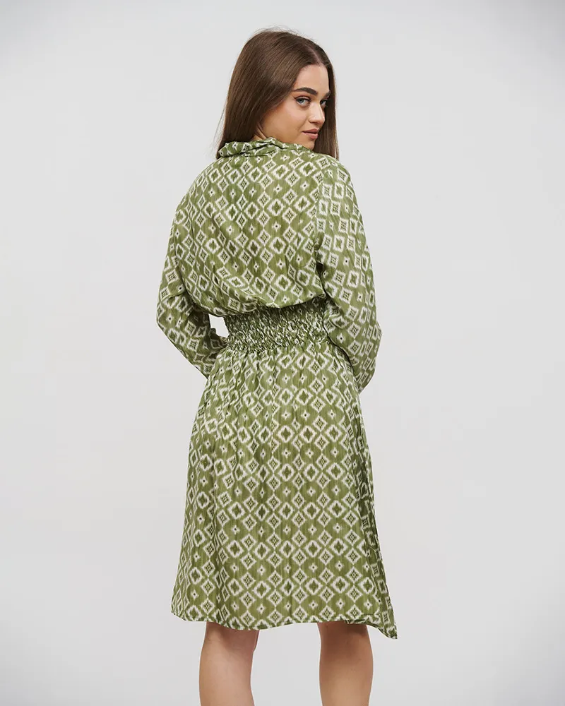 ΦΟΡΕΜΑ ΚΟΝΤΟ ΜΕ ΜΑΚΡΥ ΜΑΝΙΚΙ ΣΕ ΠΡΑΣΙΝΟ ΧΡΩΜΑ ΜΕ ΣΧΕΔΙΑ S/M (28%SILK / 72%CREPE)
