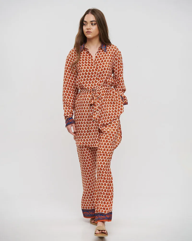 ΠΟΥΚΑΜΙΣΟ ΜΕ ΖΩΝΗ ΣΕ ΜΠΕΖ/ΠΟΡΤΟΚΑΛΙ ΧΡΩΜΑ ΜΕ ΣΧΕΔΙΑ S/M (28%SILK / 72%CREPE)