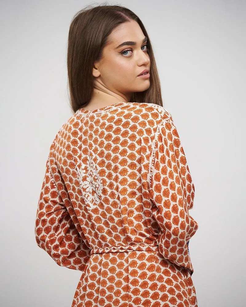 ΚΑΦΤΑΝΙ/ΦΟΡΕΜΑ ΜΑΚΡΥ ΜΕ ΖΩΝΗ ΣΕ ΜΠΕΖ/ΠΟΡΤΟΚΑΛΙ ΧΡΩΜΑ ΜΕ ΣΧΕΔΙΑ L/XL (28%SILK / 72%CREPE)