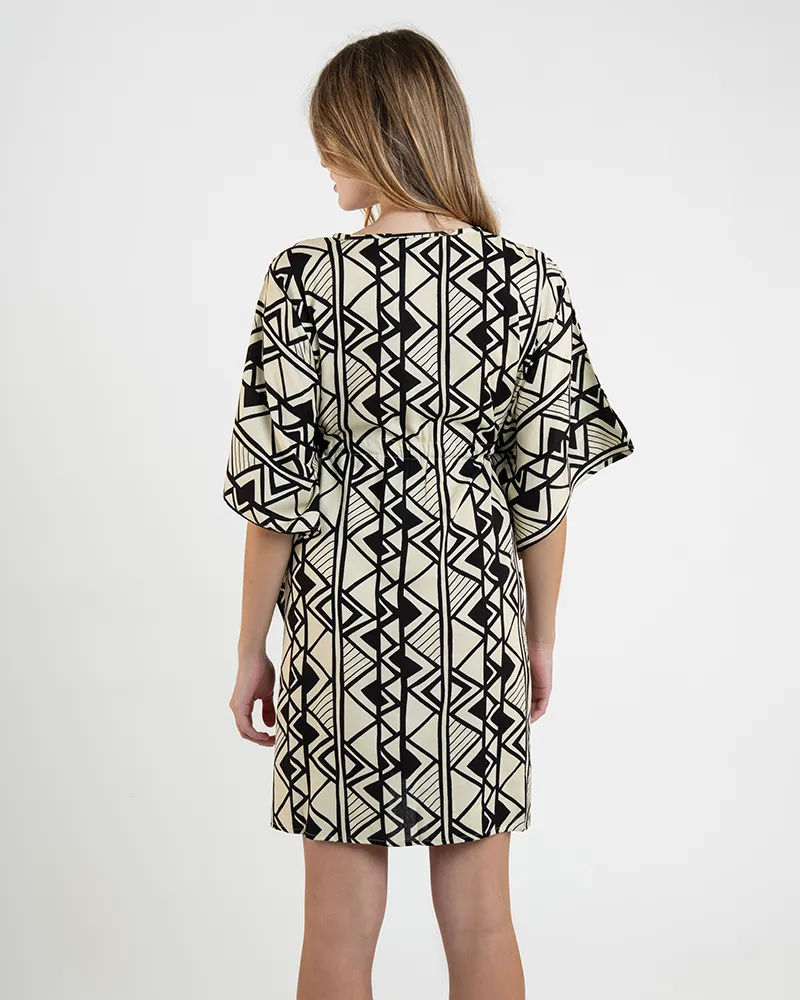 ΚΑΦΤΑΝΙ ΚΟΝΤΟ ΜΕ 3/4 ΜΑΝΙΚΙ ΣΕ ΛΕΥΚΟ ΜΕ ΜΑΥΡΑ ΣΧΕΔΙΑ ONE SIZE (100% RAYON)