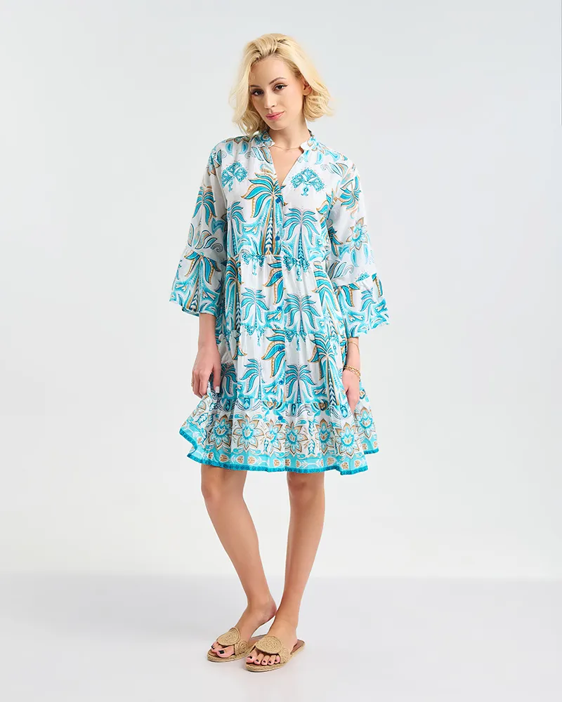 ΚΟΝΤΟ ΦΟΡΕΜΑ ΣΕ ΛΕΥΚΌ ΜΕ ΓΑΛΑΖΙΟΥΣ ”ΦΟΙΝΙΚΕΣ” ONE SIZE (50% COTTON 50% POLYESTER)