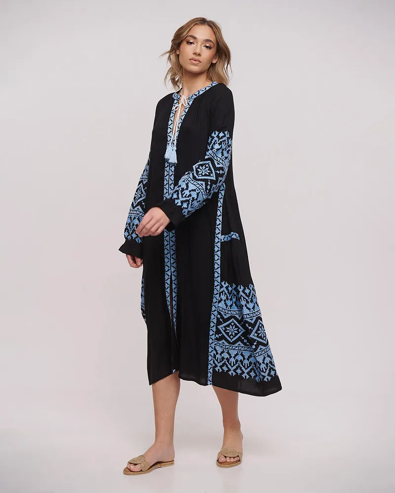 ΦΟΡΕΜΑ/ΚΑΦΤΑΝΙ ΜΑΚΡΥ ΣΕ ΜΑΥΡΟ ΧΡΩΜΑ ΜΕ ΜΠΛΕ ΚΕΝΤΗΜΑΤΑ ONE SIZE (100% COTTON)