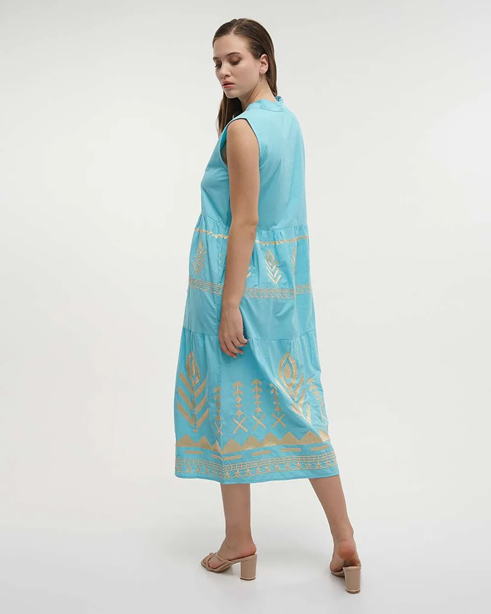 ΦΟΡΕΜΑ ΜΑΚΡΥ ΑΜΑΝΙΚΟ ΣΕ ΓΑΛΑΖΙΟ ΧΡΩΜΑ ΜΕ ΧΡΥΣΑ ΚΕΝΤΗΜΑΤΑ ONE SIZE (100% COTTON)