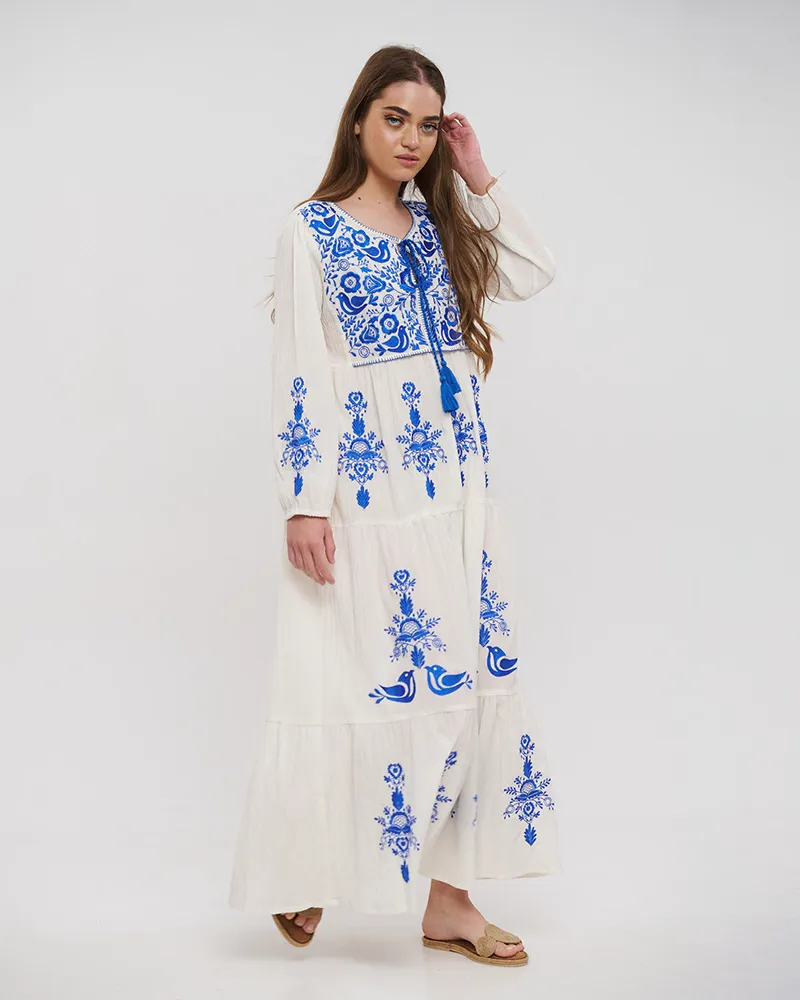 ΦΟΡΕΜΑ ΜΑΚΡY ME ΜΑΚΡΥ MANIKI ΣΕ ΛΕΥΚΟ ΧΡΩΜΑ ΜΕ ΜΠΛΕ ΚΕΝΤΗΜΑΤΑ ONE SIZE (100% COTTON)