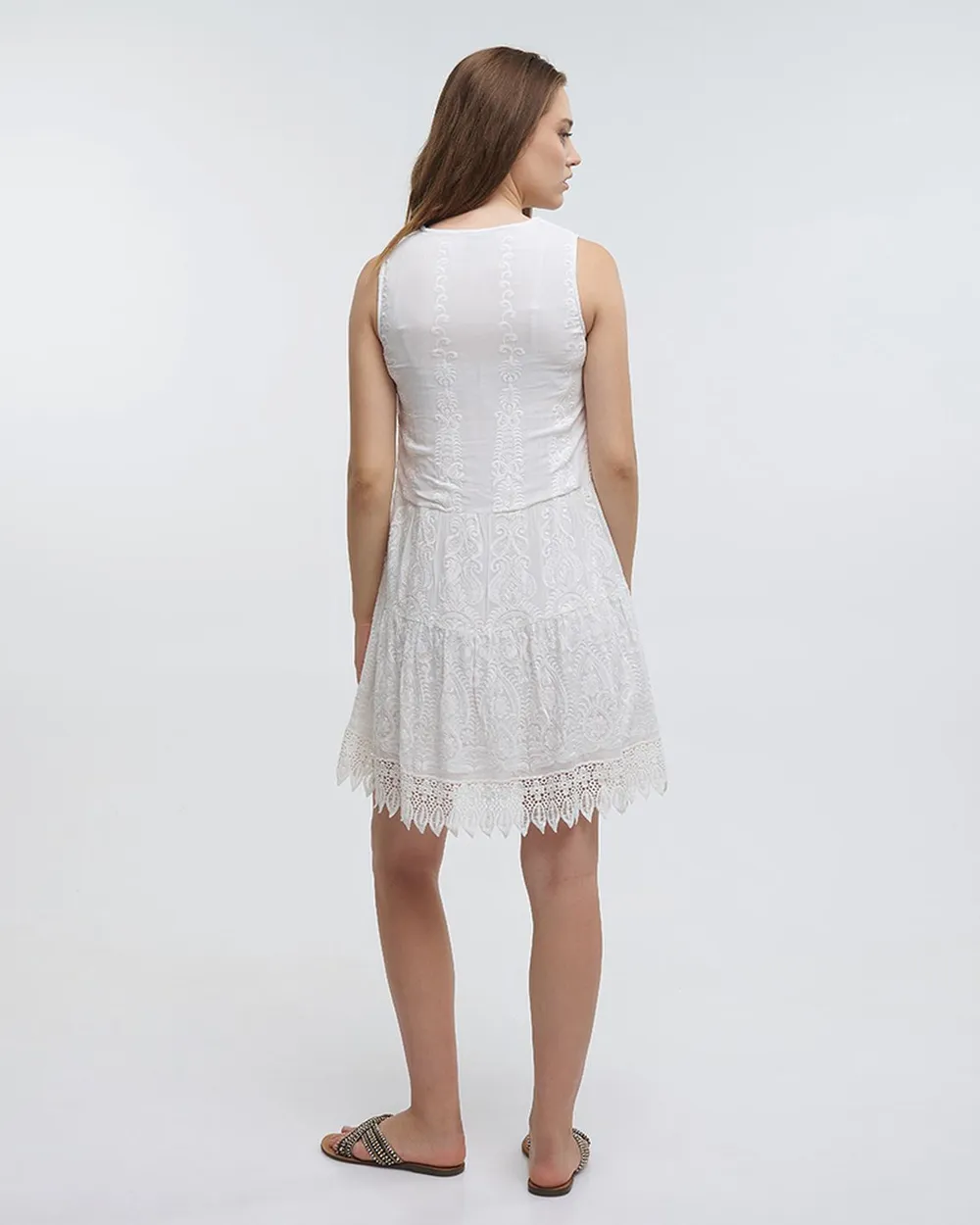 ΦΟΡΕΜΑ ΜΑΚΡΥ ΜΕ ΚΟΝΤΟ ΜΑΝΙΚΙ ΛΕΥΚΟ (100% VISCOSE GEORGET)