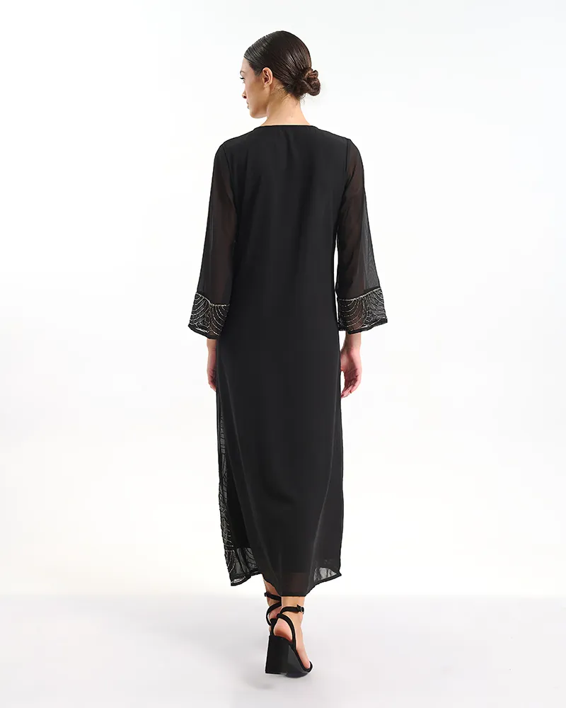 ΦΟΡΕΜΑ ΜΑΚΡΥ ΜΕ ΜΑΚΡΥ ΜΑΝΙΚΙ ΣΕ ΜΑΥΡΟ ΧΡΩΜΑ ΜΕ ΑΣΗΜΙ ΛΕΠΤΟΜΕΡΕΙΕΣ ONE SIZE (100% POLYESTER)