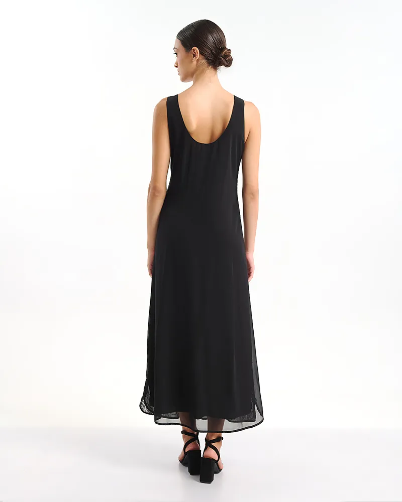 ΦΟΡΕΜΑ ΜΑΚΡΥ ΑΜΑΝΙΚΟ ΣΕ ΧΡΩΜΑ ΜΑΥΡΟ ΜΕ ΑΣΗΜΙ ΛΕΠΤΟΜΕΡΕΙΕΣ ONE SIZE (100% POLYESTER)