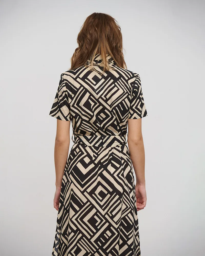 ΠΟΥΚΑΜΙΣΑ/ΦΟΡΕΜΑ ΜΑΚΡΙΑ ΜΕ ΚΟΝΤΟ ΜΑΝΙΚΙ ΚΑΙ ΖΩΝΗ ΣΕ ΜΑΥΡΟ/ΜΠΕΖ ΧΡΩΜΑ ONE SIZE(100% COTTON)