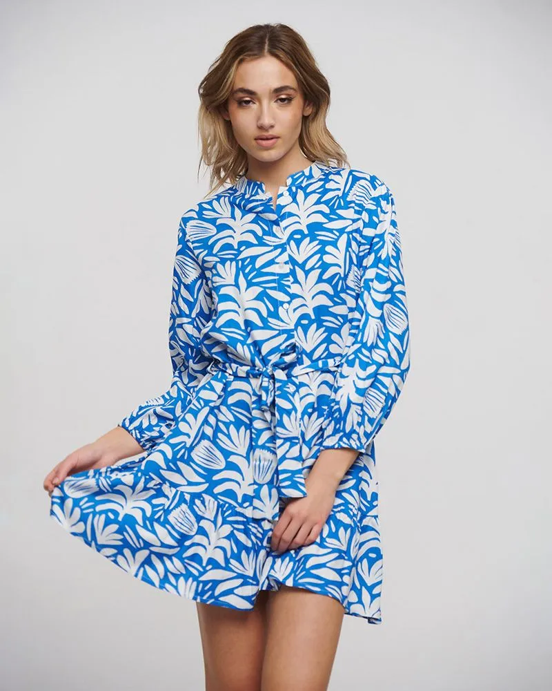 ΦΟΡΕΜΑ ΚΟΝΤΟ ΜΕ ΜΑΚΡΥ ΜΑΝΙΚΙ ΚΑΙ ΖΩΝΗ ΣΕ ΜΠΛΕ/ΛΕΥΚΟ ΧΡΩΜΑ ONE SIZE(100% RAYON)