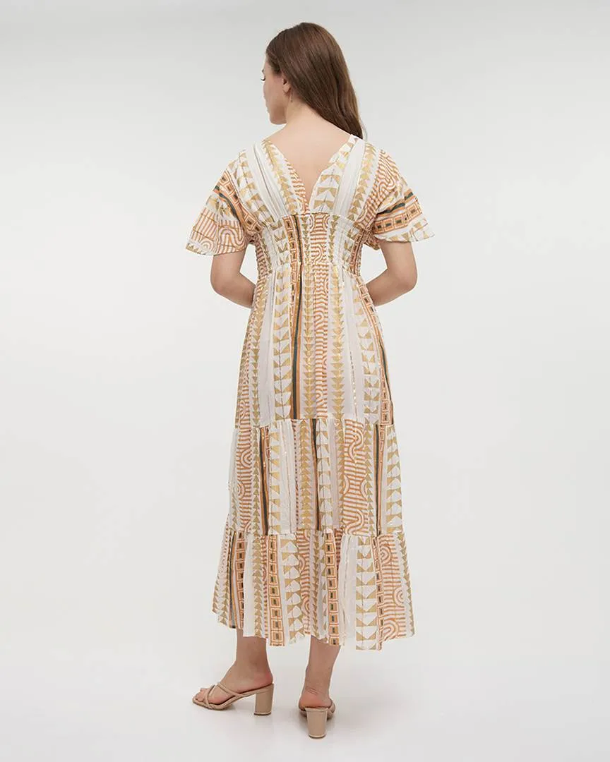 ΦΟΡΕΜΑ ΜΑΚΡΥ ΜΕ 3/4 ΜΑΝΙΚΙ ΣΕ ΛΕΥΚΟ/ΜΠΕΖ ΧΡΩΜΑ ΚΑΙ LUREX ONE SIZE (100% VISCOSE LUREX CREPE)