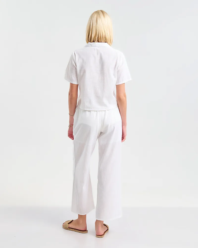 S/2 ΤΟΠ ΜΕ ΚΟΝΤΟ ΜΑΝΙΚΙ ΚΑΙ ΠΑΝΤΕΛΟΝΙ ΛΕΥΚΟ ΜΕ ΚΕΝΤΗΤΕΣ ΛΕΠΤΟΜΕΡΕΙΕΣ ONE SIZE (100% COTTON)