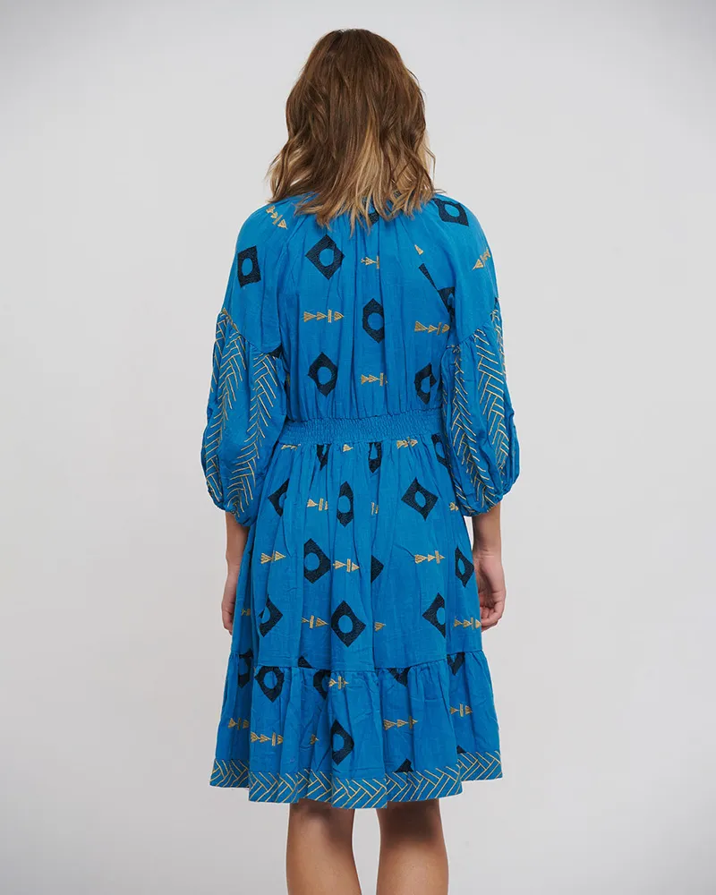 ΦΟΡΕΜΑ ΚΟΝΤΟ ΜΕ ΜΑΚΡΥ ΜΑΝΙΚΙ ΜΠΛΕ ΜΕ ΚΕΝΤΗΤΕΣ ΛΕΠΤΟΜΕΡΕΙΕΣ ONE SIZE ( 100% COTTON)