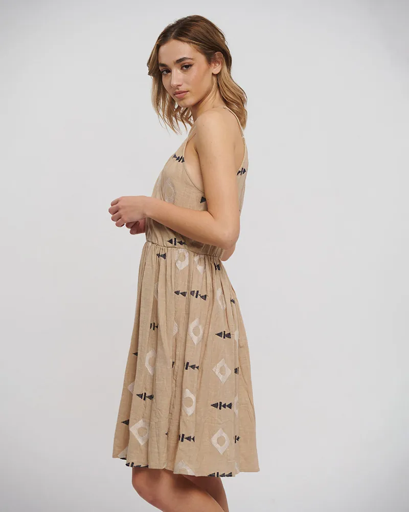 ΦΟΡΕΜΑ ΚΟΝΤΟ ΑΜΑΝΙΚΟ ΜΠΕΖ ΜΕ ΚΕΝΤΗΤΕΣ ΛΕΠΤΟΜΕΡΕΙΕΣ ONE SIZE ( 100% COTTON)