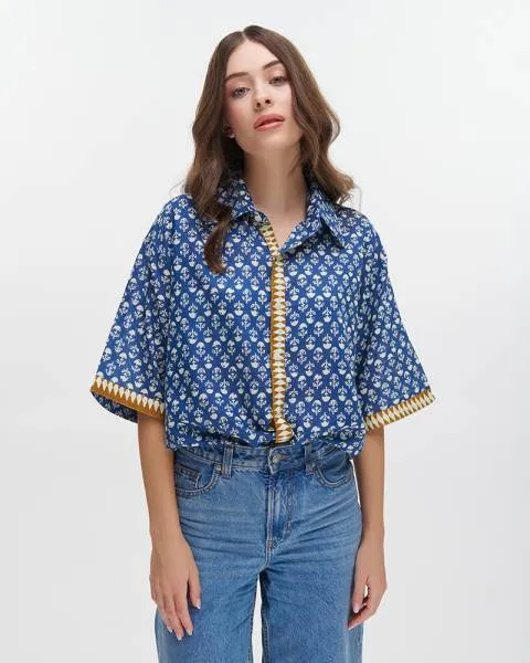 ΠΟΥΚΑΜΙΣΟ ΚΟΝΤΟΜΑΝΙΚΟ ΜΠΛΕ ΜΕ ΛΕΥΚΕΣ/ΜΟΥΣΤΑΡΔΙ ΛΕΠΤΟΜΕΡΕΙΕΣ S/M (100% COTTON)