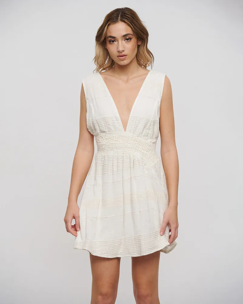 ΦΟΡΕΜΑ ΚΟΝΤΟ ΑΜΑΝΙΚΟ ΜΕ ΑΝΟΙΓΜΑ ΣΤΗ ΠΛΑΤΗ ΕΚΡΟΥ ΜΕ LUREX ONE SIZE (100% COTTON)