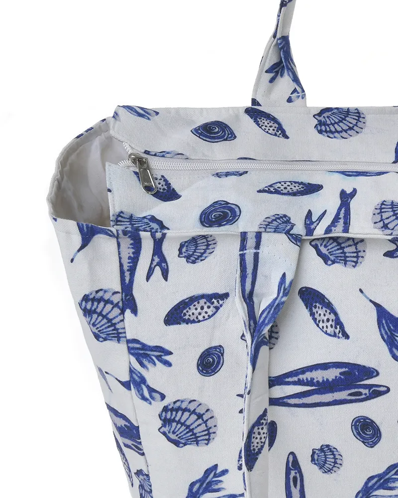 ΤΣΑΝΤΑ ΥΦΑΣΜΑΤΙΝΗ ΛΕΥΚΗ ΜΕ ΜΠΛΕ ΨΑΡΙΑ ΚΑΙ ΚΟΧΥΛΙΑ 42X35X20 (100% COTTON)