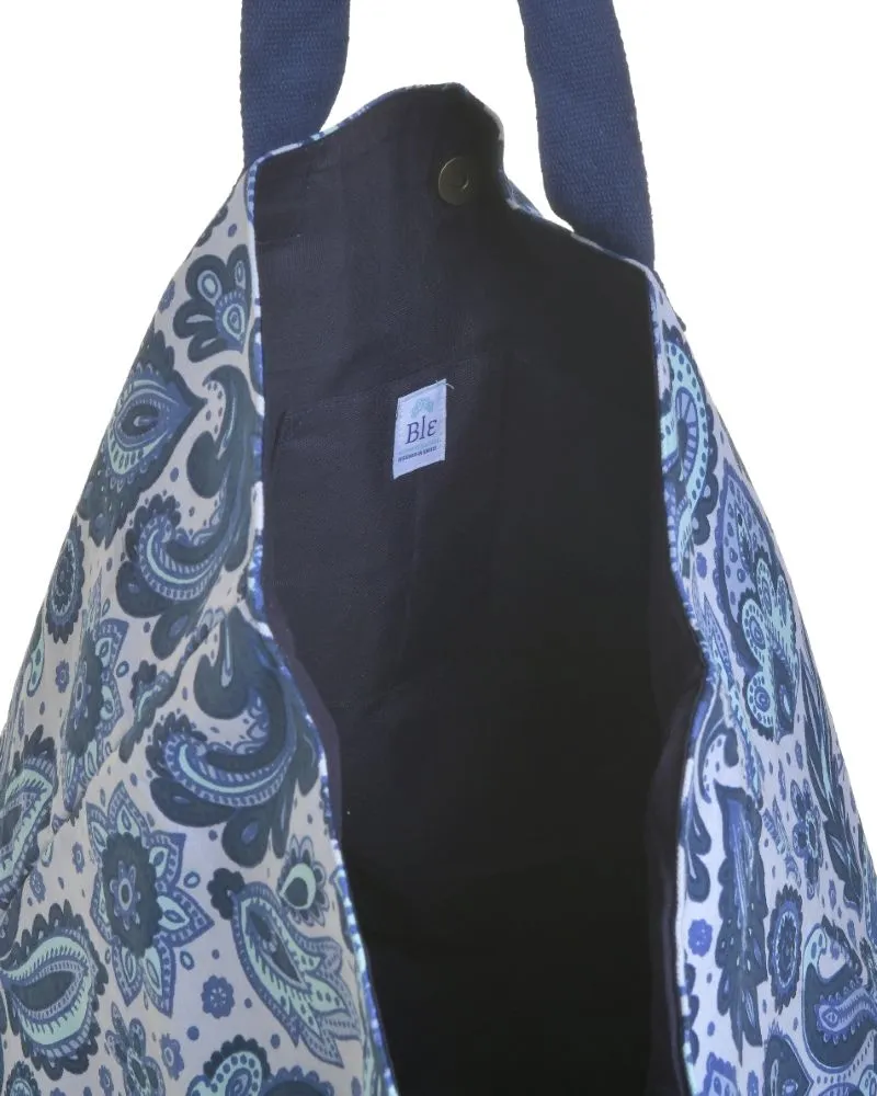 ΤΣΑΝΤΑ ΥΦΑΣΜΑΤΙΝH ΜΠΛΕ/ΤΥΡΚΟΥΑΖ ΜΕ ΣΧΕΔΙΑ (50%COTTON 50% POLYESTER) 43X20X42/65