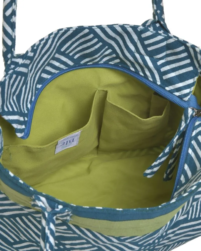 ΤΣΑΝΤΑ ΥΦΑΣΜΑΤΙΝH ΠΡΑΣΙΝΟ/ΛΕΥΚΟ/ΛΑΧΑΝΙ ΜΕ ΣΧΕΔΙΑ (50%COTTON 50% POLYESTER) 30X11X25X/48