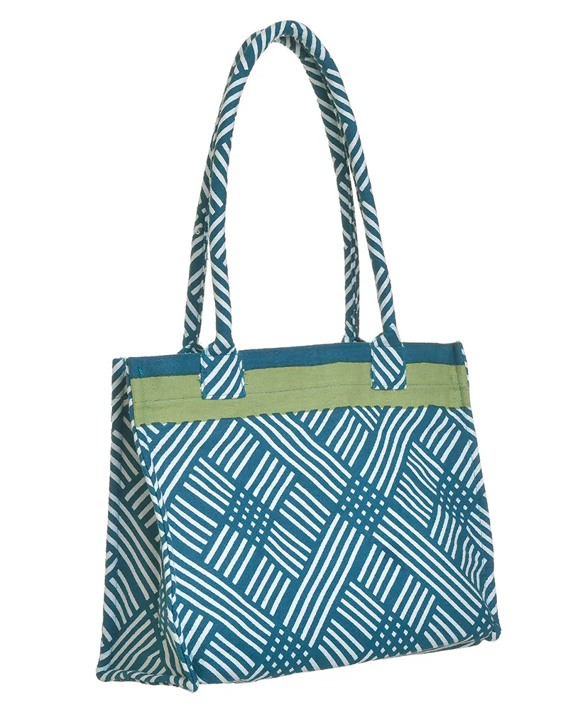 ΤΣΑΝΤΑ ΥΦΑΣΜΑΤΙΝH ΠΡΑΣΙΝΟ/ΛΕΥΚΟ/ΛΑΧΑΝΙ ΜΕ ΣΧΕΔΙΑ (50%COTTON 50% POLYESTER) 30X11X25X/48 ΤΣΑΝΤΑ ΥΦΑΣΜΑΤΙΝH ΠΡΑΣΙΝΟ/ΛΕΥΚΟ/ΛΑΧΑΝΙ ΜΕ ΣΧΕΔΙΑ (50%COTTON 50% POLYESTER) 30X11X25X/48