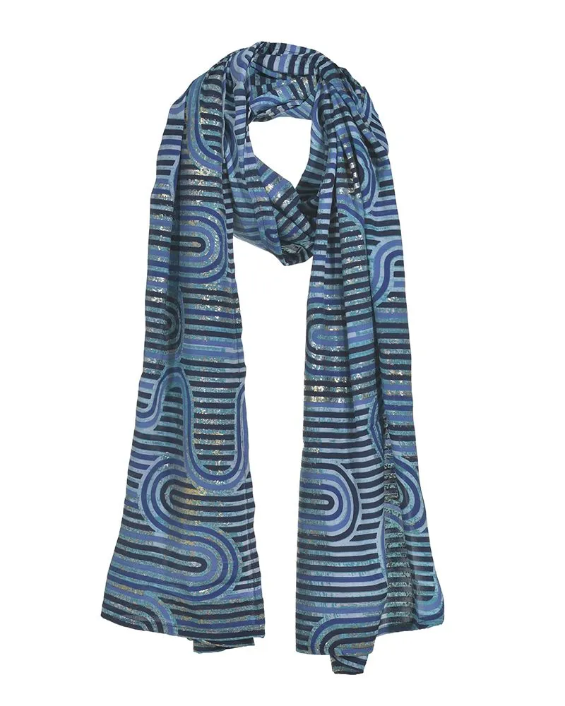 ΦΟΥΛΑΡΙ ΕΜΠΡΙΜΕ ΜΠΛΕ ΜΕ ΓΕΩΜEΤΡΙΚΑ ΣΧΕΔΙΑ ΚΑΙ ΧΡΥΣΕΣ ΛΕΠΤΟΜΕΡΕΙΕΣ 180X60 (100%RAYON) ΦΟΥΛΑΡΙ ΕΜΠΡΙΜΕ ΜΠΛΕ ΜΕ ΓΕΩΜEΤΡΙΚΑ ΣΧΕΔΙΑ ΚΑΙ ΧΡΥΣΕΣ ΛΕΠΤΟΜΕΡΕΙΕΣ 180X60 (100%RAYON)