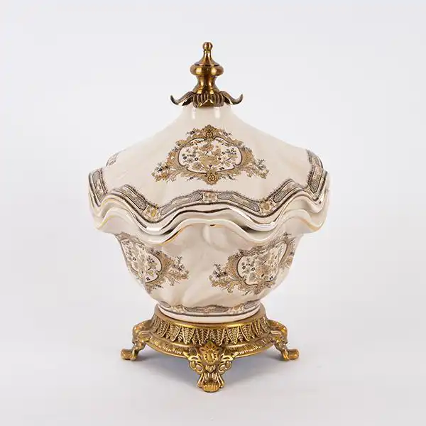 ΦΟΝΤΑΝΙΕΡΑ ΠΟΡΣΕΛΑΝΙΝΗ ΛΕΥΚΗ – ΧΡΥΣΗ 21x21x28cm ΦΟΝΤΑΝΙΕΡΑ ΠΟΡΣΕΛΑΝΙΝΗ ΛΕΥΚΗ – ΧΡΥΣΗ 21x21x28cm