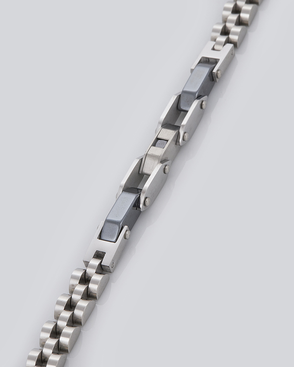 Sequoia Aνδρικό Βραχιόλι χειροπέδα από ανοξείδωτο ατσάλι γκρι με ασημι SE-0697 Sequoia Aνδρικό Βραχιόλι χειροπέδα από ανοξείδωτο ατσάλι γκρι με ασημι SE-0697