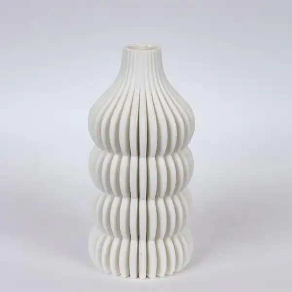 ΒΑΖΟ ΠΟΡΣΕΛΑΝΙΝΟ 3D ΛΕΥΚΟ 12x12x25cm ΒΑΖΟ ΠΟΡΣΕΛΑΝΙΝΟ 3D ΛΕΥΚΟ 12x12x25cm