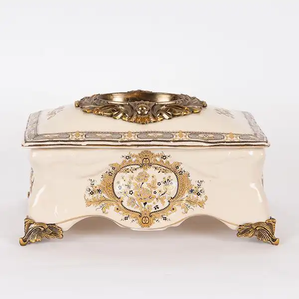 ΔΙΑΚΟΣΜΗΤΙΚΟ ΚΟΥΤΙ ΠΟΡΣΕΛΑΝΗ ΛΕΥΚΟ- ΧΡΥΣΟ 27.5×16.5×15.5cm ΔΙΑΚΟΣΜΗΤΙΚΟ ΚΟΥΤΙ ΠΟΡΣΕΛΑΝΗ ΛΕΥΚΟ- ΧΡΥΣΟ 27.5×16.5×15.5cm